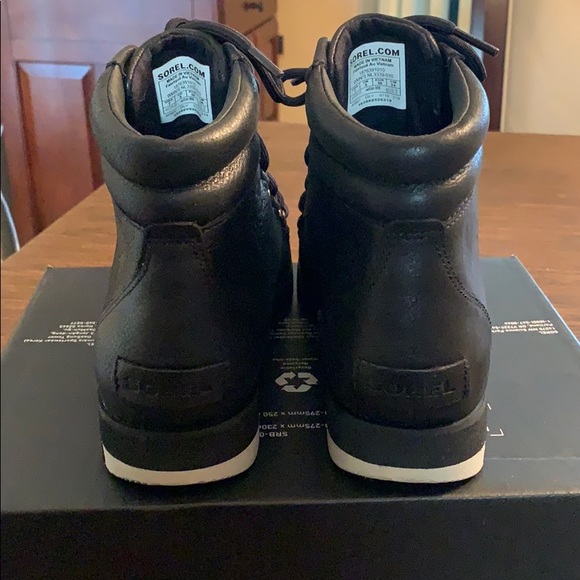 SOREL Harlow Lace Bootie in Black - Picture 10 of 10